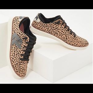 Dr. Scholl’s Sweet Kicks Animal Print Sneaker. NWOT